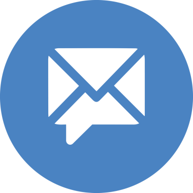 Siyah beyaz yorum simgesi, şeffaf arkaplan ile PNG biçiminde sunulmuştur. Basit ve minimalist tasarım, UI / UX, web uygulamaları, geri bildirim bölümleri veya iletişim görselleri için mükemmel. Çok yönlü dijital kullanım için temiz satırlar