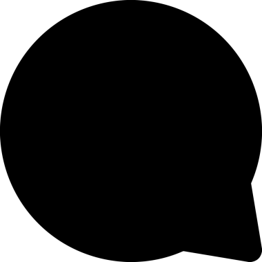 Siyah beyaz yorum simgesi, şeffaf arkaplan ile PNG biçiminde sunulmuştur. Basit ve minimalist tasarım, UI / UX, web uygulamaları, geri bildirim bölümleri veya iletişim görselleri için mükemmel. Çok yönlü dijital kullanım için temiz satırlar