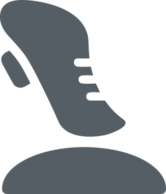 Şeffaf arkaplan ile PNG biçiminde bilgisayar logosu simgesi. Teknoloji markaları, bilişim hizmetleri, web geliştirme veya dijital ürünler için uygun minimalist siyah-beyaz tasarım. Çok yönlü markalaşma ve arayüz kullanımı için temiz ve modern sembol