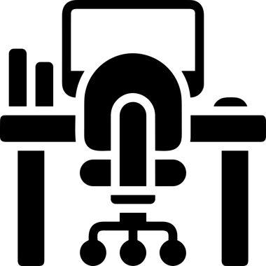 Şeffaf arkaplan ile PNG biçiminde bilgisayar logosu simgesi. Teknoloji markaları, bilişim hizmetleri, web geliştirme veya dijital ürünler için uygun minimalist siyah-beyaz tasarım. Çok yönlü markalaşma ve arayüz kullanımı için temiz ve modern sembol