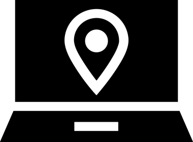 Şeffaf arkaplan ile PNG biçiminde bilgisayar logosu simgesi. Teknoloji markaları, bilişim hizmetleri, web geliştirme veya dijital ürünler için uygun minimalist siyah-beyaz tasarım. Çok yönlü markalaşma ve arayüz kullanımı için temiz ve modern sembol