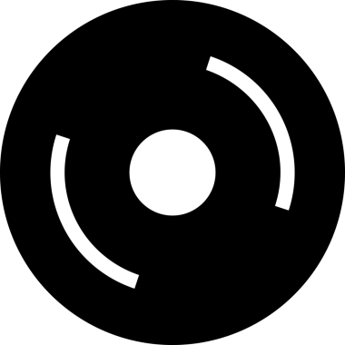 Şeffaf arkaplan ile PNG biçiminde bilgisayar logosu simgesi. Teknoloji markaları, bilişim hizmetleri, web geliştirme veya dijital ürünler için uygun minimalist siyah-beyaz tasarım. Çok yönlü markalaşma ve arayüz kullanımı için temiz ve modern sembol