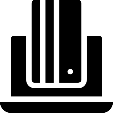 Şeffaf arkaplan ile PNG biçiminde bilgisayar logosu simgesi. Teknoloji markaları, bilişim hizmetleri, web geliştirme veya dijital ürünler için uygun minimalist siyah-beyaz tasarım. Çok yönlü markalaşma ve arayüz kullanımı için temiz ve modern sembol