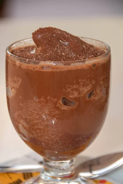 Granita Chocolate Escuro Siciliano Tradicional Servido Copo — Fotografia de Stock