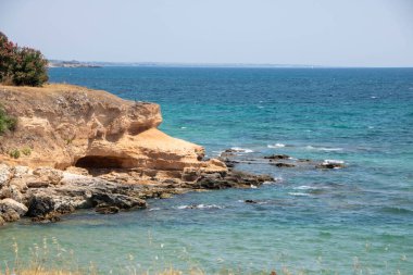 Marina di Avola kıyıları, Sicilya, İtalya