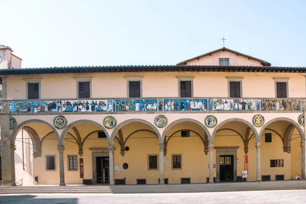 Old Ceppo Hospital Palace Front Facade Glazed Terracotta Decorations Santi — Stock Photo, Image