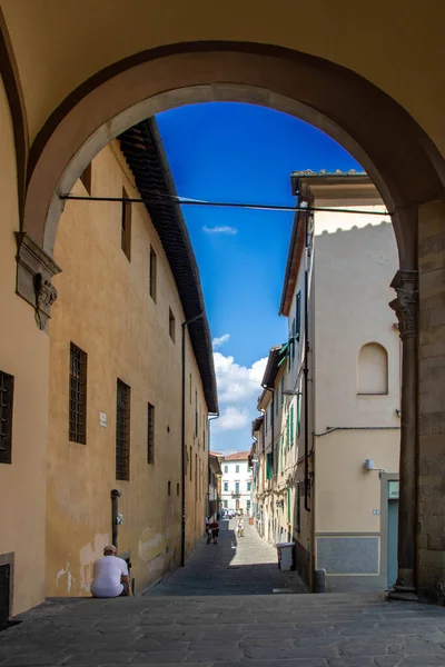 Vid Pistoia Utsikt Över Gata Det Historiska Distriktet Toscana Italien — Stockfoto