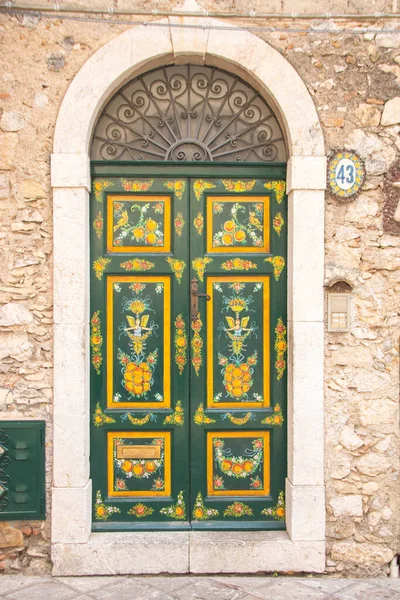 Decorated Doors Houses Taormina Sicily Italy — Stock Photo, Image