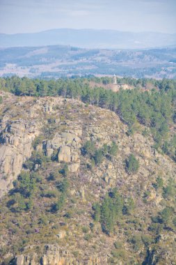 Galiçya, İspanya 'da Ribeira Sacra ve Sil Kanyonu manzarası