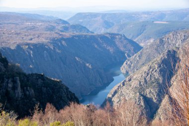 Galiçya, İspanya 'da Ribeira Sacra ve Sil Kanyonu manzarası