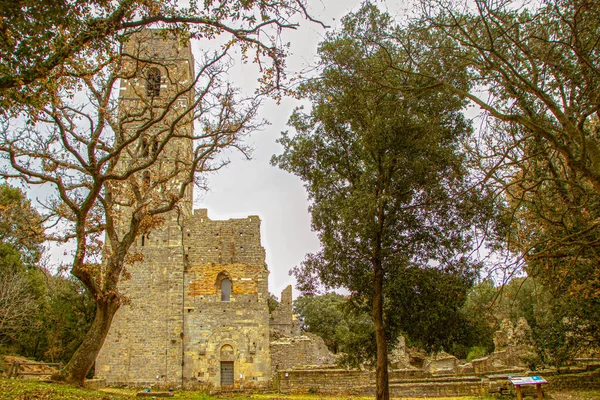 Complejo Abadía San Rabano Situado Bosque Del Parque Nacional Uccellina — Foto de Stock