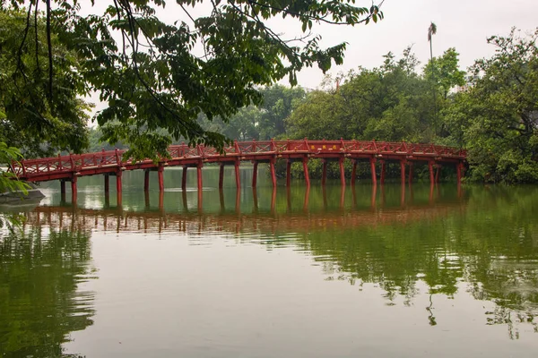 Ponte Huc Sul Lago Hoan Kiem Hanoi Noto Anche Come — Foto Stock