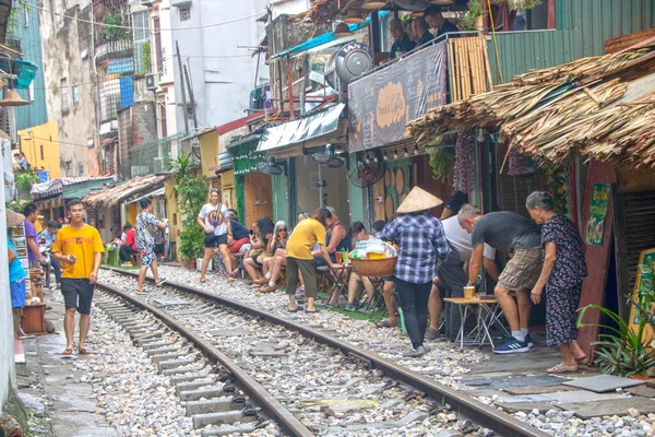 Hanoi Vietnam September 2019 Railway Running Heart Hanoi Train Street — Stock Photo, Image