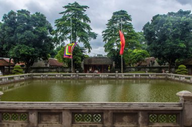 Hanoi, Vietnam, On, 2-09-2019, Edebiyat ya da Van Miu Tapınağı, Konfüçyüs 'e adanmış ve Vietnam' ın ilk ulusal üniversitesine ev sahipliği yapmaktadır.