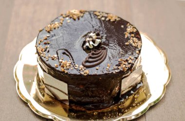 Yedi katlı pasta, Sicilya, İtalya 'dan geleneksel pasta.