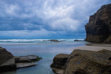 Galiçya, İspanya 'daki Praia das catedrais veya katedral plajı