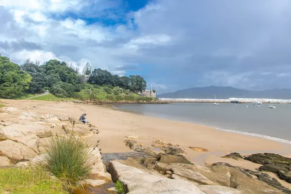 Baiona 'da - İspanya - Kasım 2023 - Atlantik Okyanusu üzerindeki Galiçya kıyılarının manzarası