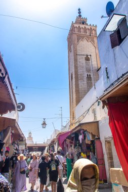 Rabat Fas 'ta, Ağustos 2024' te, Medine 'nin bir caddesi.