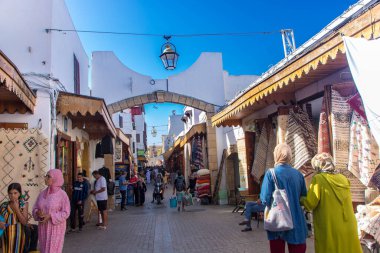 Rabat Fas 'ta, Ağustos 2024' te, Medine 'nin bir caddesi.