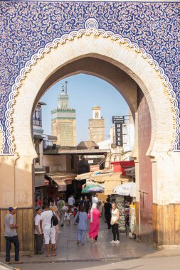 Fes, Fas 'ta 05.08.2024' te Bab Bou Jeloud, Medine 'nin mavi kapısı.