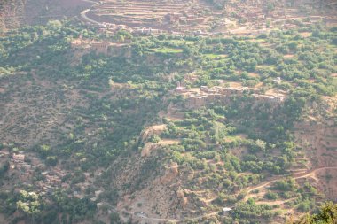 Tizi n 'Tichka, Fas' ta bir dağ geçidi, Marakeş 'in güneydoğusunu Ouarzazate şehrine bağlıyor.