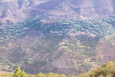 Tizi n 'Tichka, Fas' ta bir dağ geçidi, Marakeş 'in güneydoğusunu Ouarzazate şehrine bağlıyor.