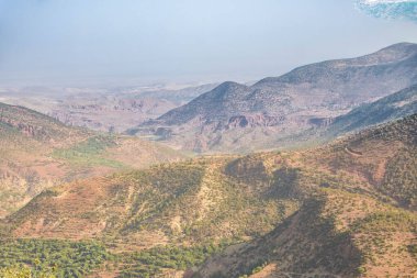 Tizi n 'Tichka, Fas' ta bir dağ geçidi, Marakeş 'in güneydoğusunu Ouarzazate şehrine bağlıyor.