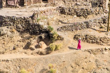 Tizi n 'Tichka, Fas' ta bir dağ geçidi, Marakeş 'in güneydoğusunu Ouarzazate şehrine bağlıyor.
