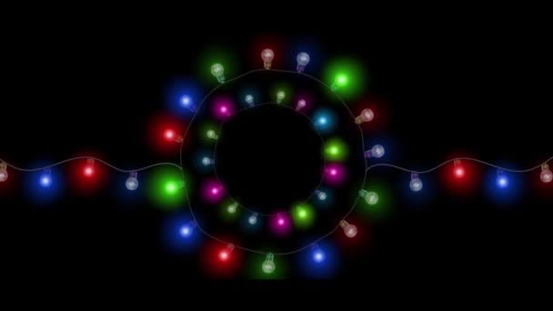クリスマス電球フレームカラフルなクリスマスライトで構成された休日のテーマのフレーム グリーティングカードお祝いの飾り 季節アニメーション 冬休み 光のショー新年の光暗い背景 — ストック動画