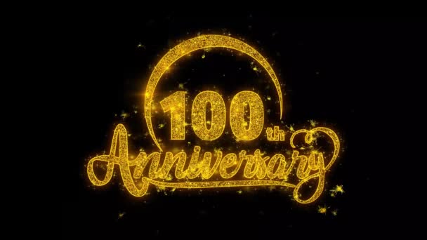 100 Happy AnniversaryタイポグラフィのテキストGlitterでゴールデンから明らかに Shiny Magic Particles Sparks グリーティングカード お祝い イベント — ストック動画