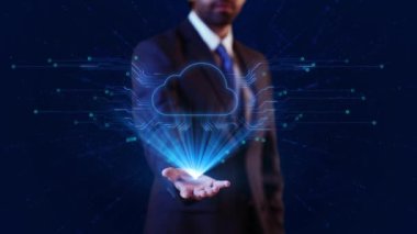 İş adamı sanal görüntü HUd Hologram Cloud bilgisayar veri aktarım güvenliği 5G bağlantı dijital büyük veri güvenlik bilgileri bulut depolama, ağ teknolojisi interneti yüklendi