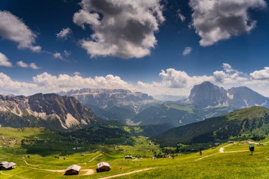  Odle Dağı 'nın tepeleri (Geisler Grubu), Seceda, Dolomitler, İtalya