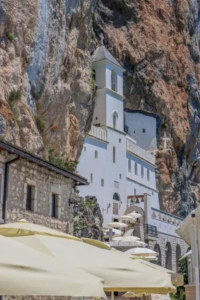 Ostrog Manastırı manzarası. Karadağ. Yüksek kalite fotoğraf