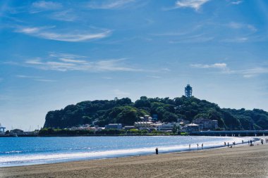 Kamakura Coastal Scenery - fishing boats, surfing, trams         