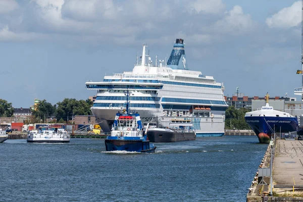 Nave Crociera Mare Nel Porto Rotterdam — Foto Stock