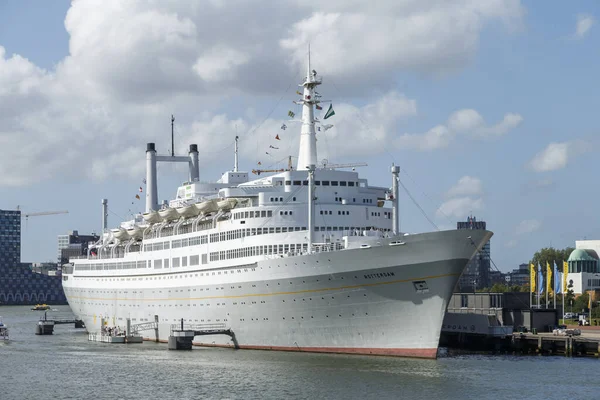 Statek Wycieczkowy Morze Porcie Rotterdam — Zdjęcie stockowe