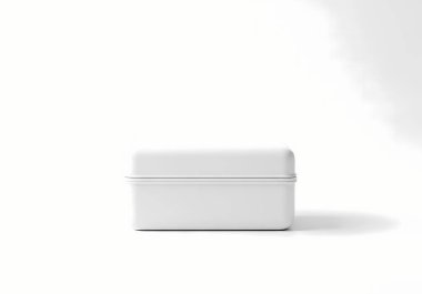 Beyaz bir arka planda beyaz kutu.