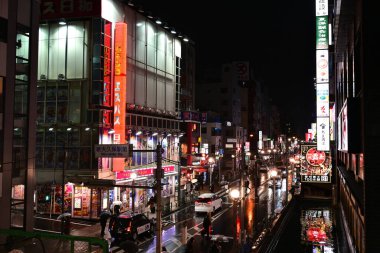 Okubo, okubo-dori Bulvarı, Shin-okubo, Shinjuku, Tokyo, Japonya manzaralı.