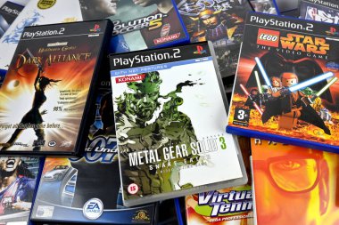 Playstation 2 PS2 video oyunları dosyaları kolaj, Galler, İngiltere 'yi kapsar