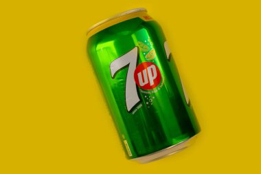 31 Ekim 2022 Ukrayna kenti Kyiv demir teneke kutu 7 'de.