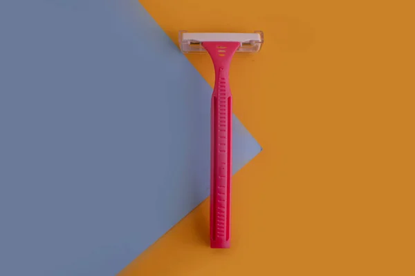 Máquina Barbear Feminina Fundo Colorido — Fotografia de Stock