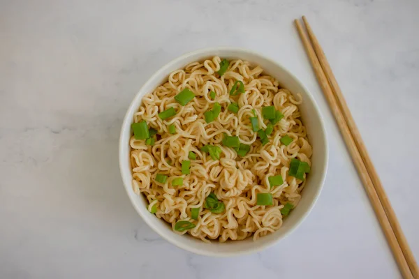 Noodles Green Onions Backgroun — Stock Photo, Image