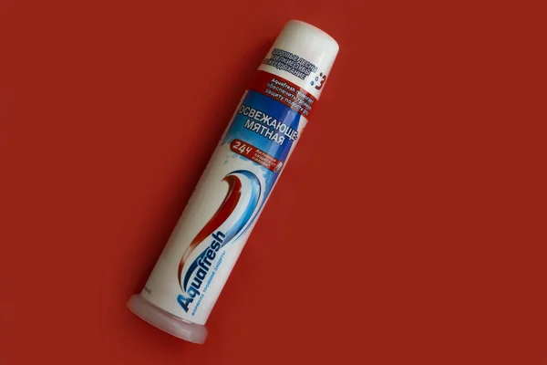 June 2023 Ukraine City Kyiv Aquafresh Toothpaste — Stock Photo, Image