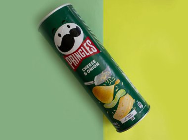 4 Ağustos 2023 Ukrayna şehri Kyiv çipleri Pringles