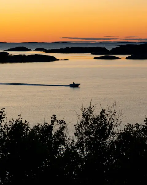 Norveç denizinde gün batımı