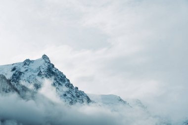 Kar - Kafkas dağları, Gürcistan 'ın dağlık tepeleri