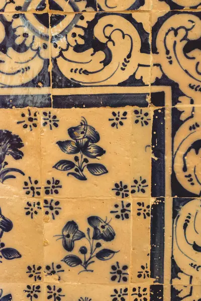 Porto, Portekiz 'in eski evindeki geleneksel seramik fayanslar