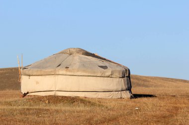Gorkhi-Terelj Ulusal Parkı, Moğolistan 'da geleneksel bir Yurt veya Ger.