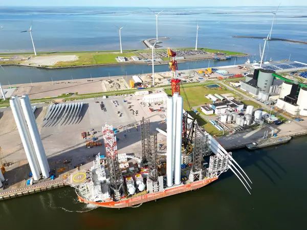 Navio Transporte Para Construção Parque Eólico Offshore Mar Norte Países — Fotografia de Stock