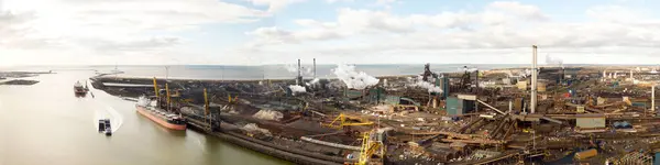 Luftaufnahme Einer Großen Stahlfabrik Ijmuiden Niederlande lizenzfreie Stockbilder